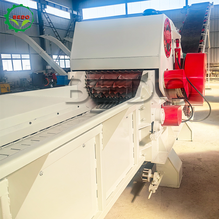 700X400Mm Inlet Otomatis 2 Buah Pisau Mesin Pemotong Kayu Peralatan Penghancur Industri Tipe Drum