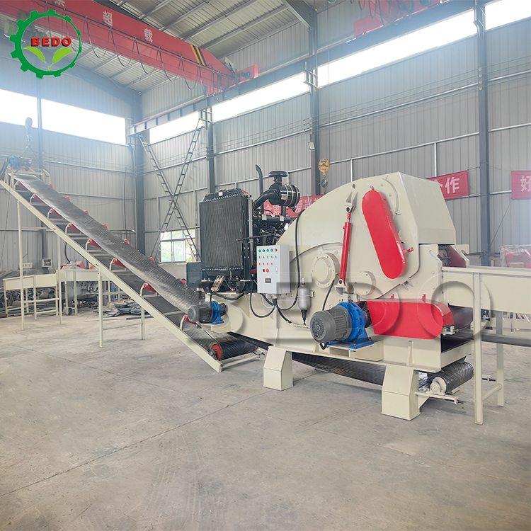 Mesin Diesel 235HP CE bersertifikat Mesin Pemotong Kayu Industri Drum Type Heavy Duty Shredder