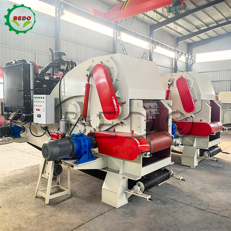 235HP Disc Wood Chipper Machine Cepat Efisien Wood Chipping Perhutanan Perindustrian Shredder Peralatan