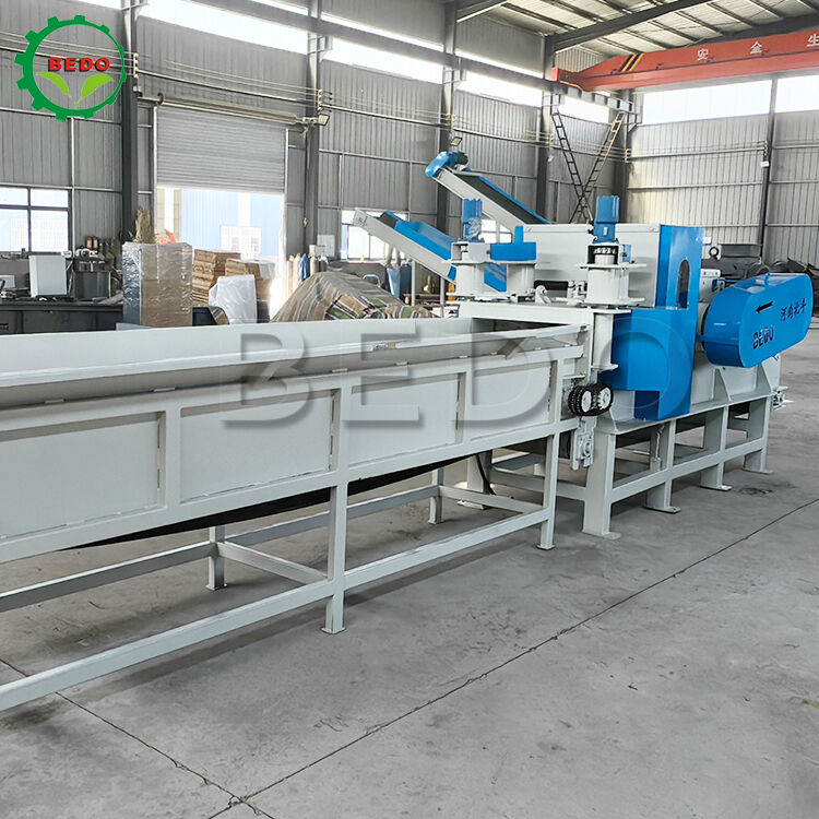 Mesin Pembuat Serbuk Gergaji Kayu Baja Karbon Kapasitas Tinggi 4000-8000KG/H dengan Daya 90KW untuk Pengolahan Biomassa