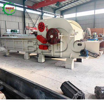Chips Kayu Akhir Ukuran 25-35MM Mesin Penghancur Kayu Industri Dengan Diameter Kayu Max 300mm