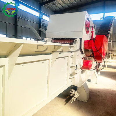 Mesin Pemotong Kayu 235HP Makan Sendiri 700x400mm Inlet Mesin Penghancur Drum Industri Chipping Tugas Berat