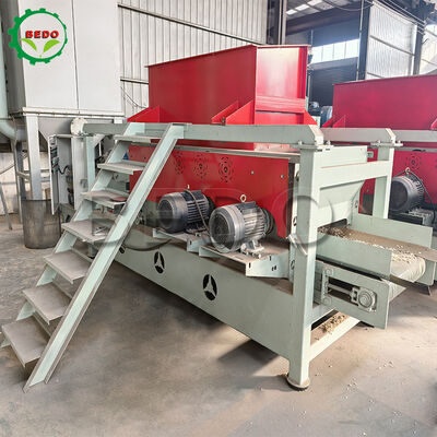 200 buah Pisau Baja Paduan Mesin Serutan Kayu 7.5kw Sistem Pemrosesan Otomatis Daya Ganda